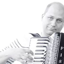 Accordionist Pollerie