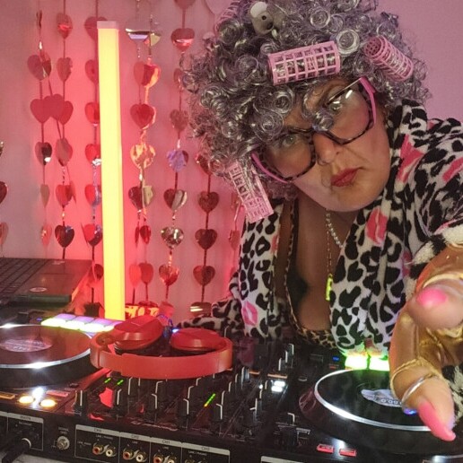 DJ Veenendaal  (NL) DJ Ouwehoer