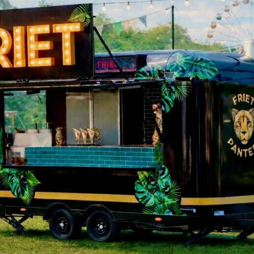 Foodtruck Vianen  (Utrecht)(NL) Friet Panters AWARD WINNER