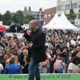 Singer (male) Heerhugowaard  (NL) Erik van Kruiselbergen