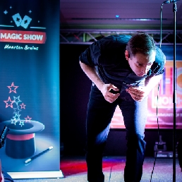 Professional table magician Maarten