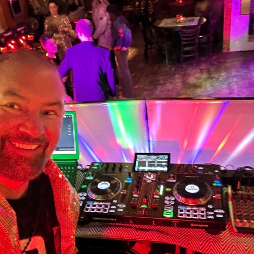 DJ Utrecht  (NL) DJ- Hermano AllroundDJ / KaraokeDJ Show!