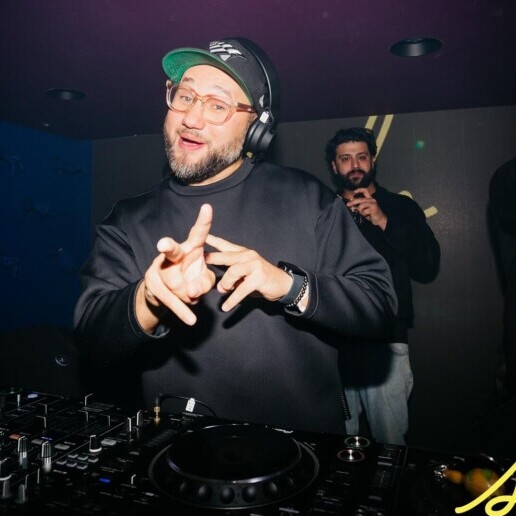 DJ Rotterdam  (NL) DJ Ray Escobar a.k.a. Caribbean Ray