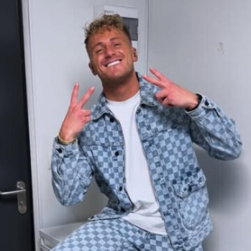 Singer (male) Hengelo  (Overijssel)(NL) Jari Hellegers