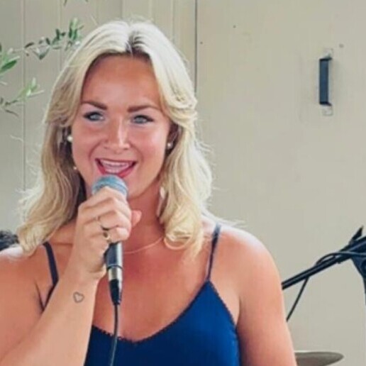 Singer (female) Amsterdam  (NL) (Bruiloft) Zangeres Sophie Huisman