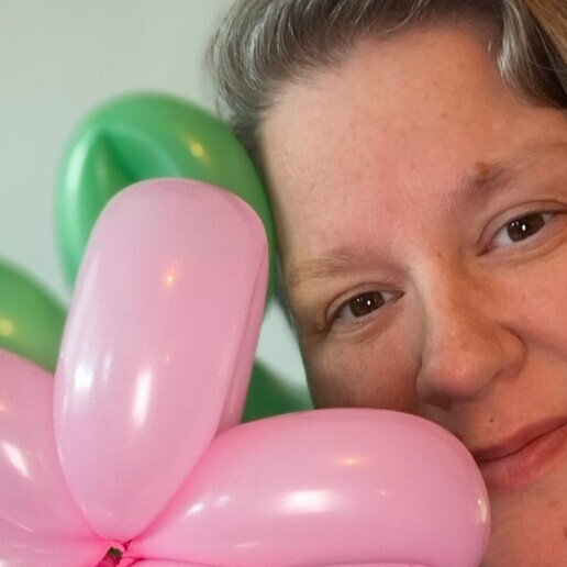 Balloon artist Maassluis  (NL) Cheerful balloon figures for any party