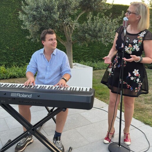 Zangeres Lauwe  (BE) Zangeres Sofia en Pianist Rémi