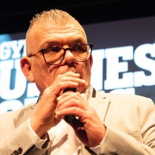 Zanger Apeldoorn  (NL) Zanger Hans Carras