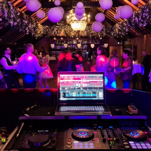 DJ Tilburg  (NL) Dj TvB The Singing DJ