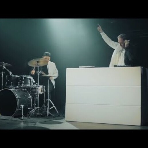 DJ Breda  (NL) Allround DJ met drums