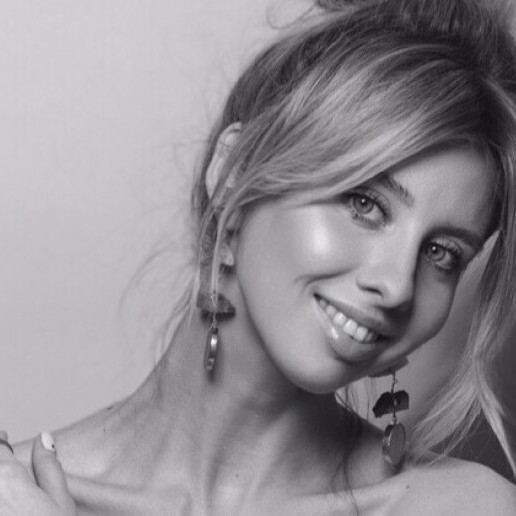 Zangeres Amsterdam  (NL) Kristina