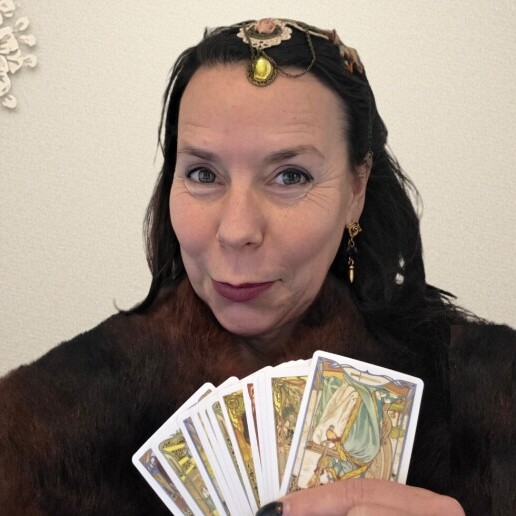 Fortune teller Arnhem  (NL) Soothsayer Madame Raquel + Gypsy tent