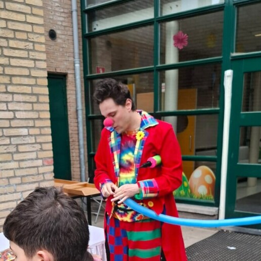 Ballon artiest Pijnacker  (NL) Ballonartiest Koen Kleur