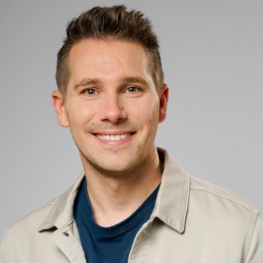 Singer (male) Eindhoven  (NL) Feestzanger Dennis Eijkemans