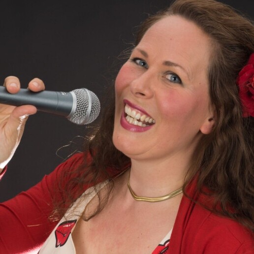 Zangeres Alphen aan den Rijn  (NL) All round zangeres Simone Delasoul