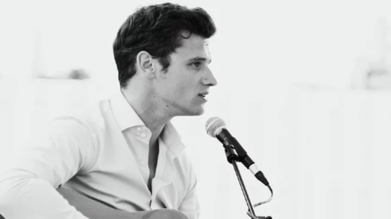 Zanger Edegem  (BE) Optreden Michael Deno (Live Stream)