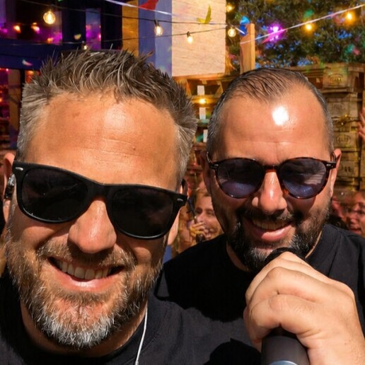 DJ Oud Beijerland  (NL) Partyduo The Singalongs
