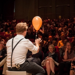 Goochelaar Kuurne  (BE) Groepsvoorstelling Magic - Anthony Holt