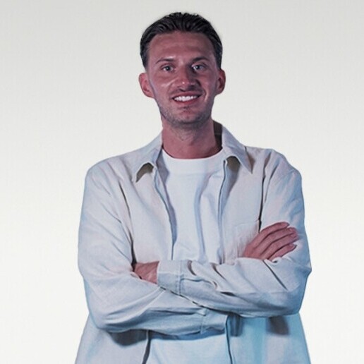 Singer (male) Deil  (NL) Mikey Pek