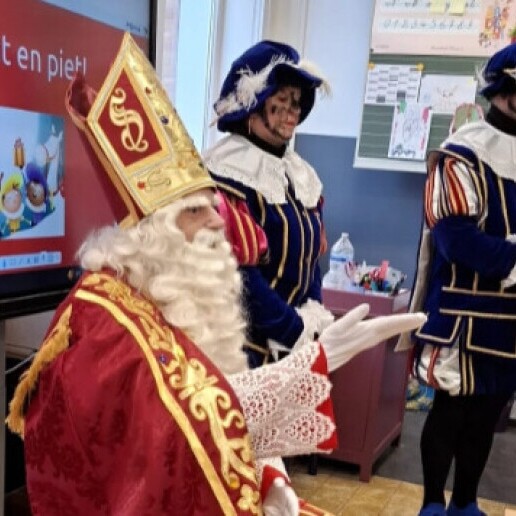 Actor Gistel  (BE) St. Nicholas at school