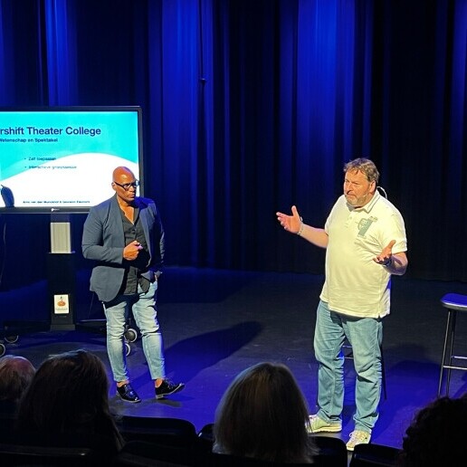 Event show Beugen  (NL) Theater College "De kracht van Hypnose"