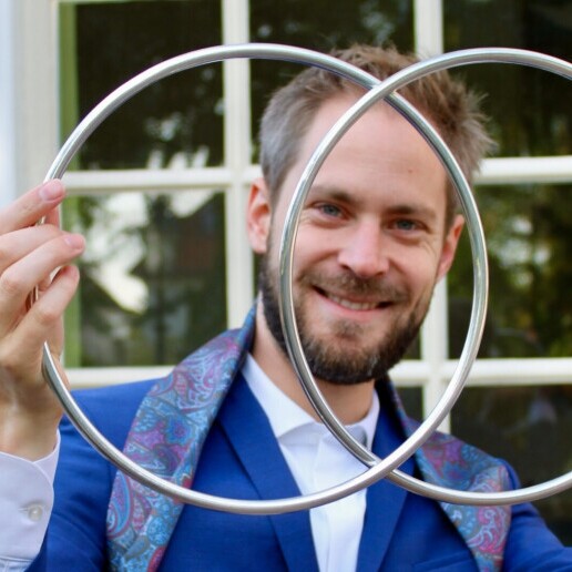 Wedding official Heemstede  (NL) De Goochelende Trouwambtenaar
