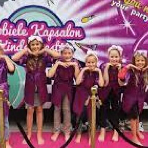 Animatie Nieuwegein  (NL) Unieke ervaring in onze Party Bus!