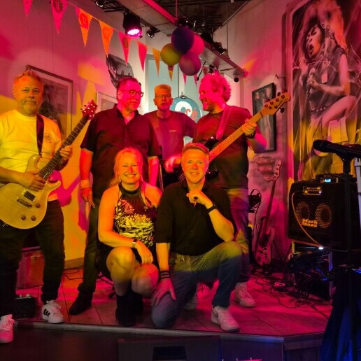 Band Soest  (NL) CRUSH Top 2000 Cover Band