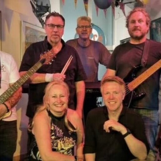 Band Soest  (NL) CRUSH Top 2000 Cover Band