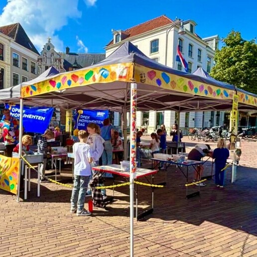 Actor Echt  (NL) Brickmasters building contest just like on TV
