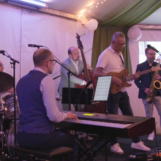 Band Veen  (NL) Smoothie Jazz - Luxury Live Jams