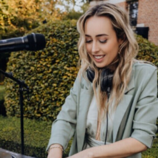 DJ Voorthuizen  (NL) DJ FLORAL