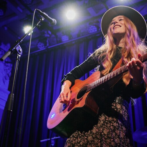 Singer (female) Doetinchem  (NL) Yara Beeks