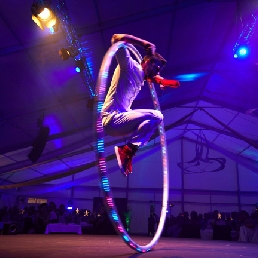 Cyr Wheel Acrobatiek (LED) - Solo Boy