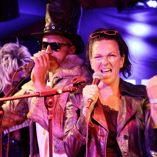 Trainer/Workshop Katwijk  (Zuid Holland)(NL) Team building Rock star for a day