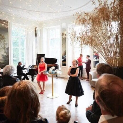 Singer (female) Zoetermeer  (NL) Antonia Dunjko, soprano