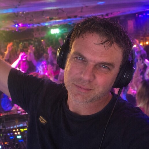 DJ Kropswolde  (NL) Allround Party DJ Flugel