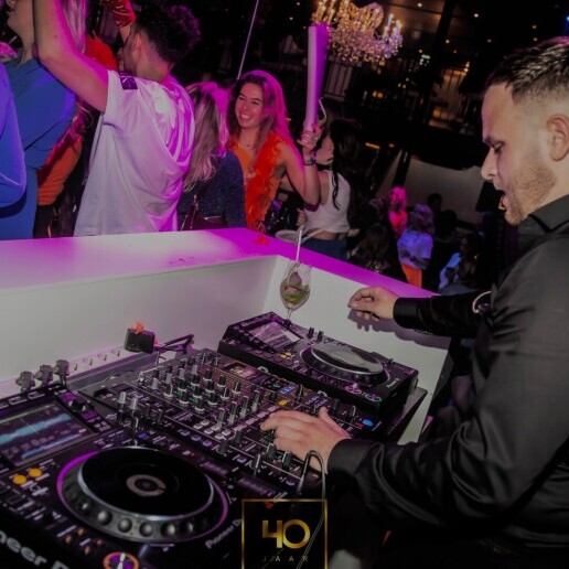 DJ Maarssen  (NL) DJ JIMS - ALL-ROUND DJ + DRIVE IN OPTION