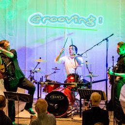 Band Zevenhuizen  (Groningen)(NL) The Groove pop / rock coverband