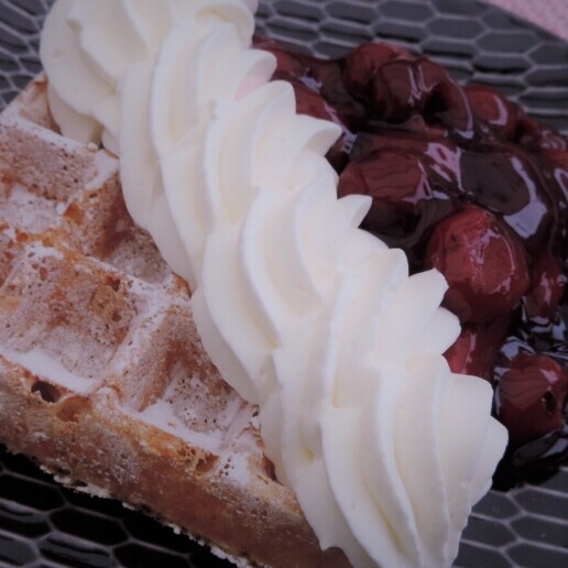 Food truck Nieuwegein  (NL) Mini waffle bakfiets on location!