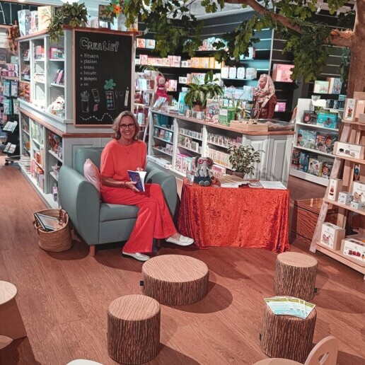 Kindervoorstelling Zeist  (NL) Omi Chris - Voorlees- & Liedjesshow 3-7