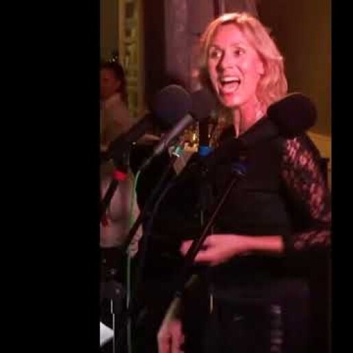 Zangeres Zeist  (NL) Daisy B. - Dance Classics & Party Hits