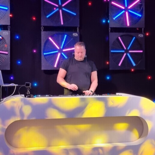 DJ Eindhoven  (NL) DJ Dennis