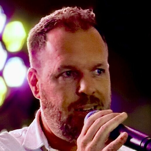 Zanger Zaandam  (NL) Michel Zingt