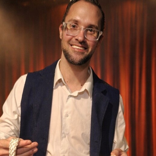 Magician Zaandam  (NL) MagicRobert