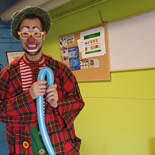 Clown Zaandam  (NL) Clown Docus de Goochel & Ballonnen Clown