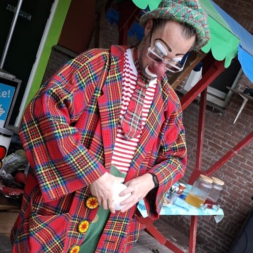Ballon artiest Zaandam  (NL) Clown Docus de Ballonnenclown
