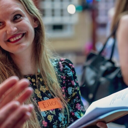 Spreker Leiden  (NL) Gedichtendame Ellen Martje