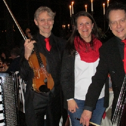 PIROSKA trio