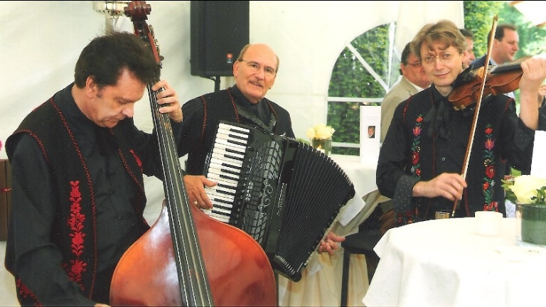 PIROSKA trio